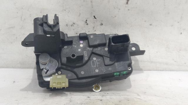 Fecho da porta dianteira esquerda Opel Astra L35