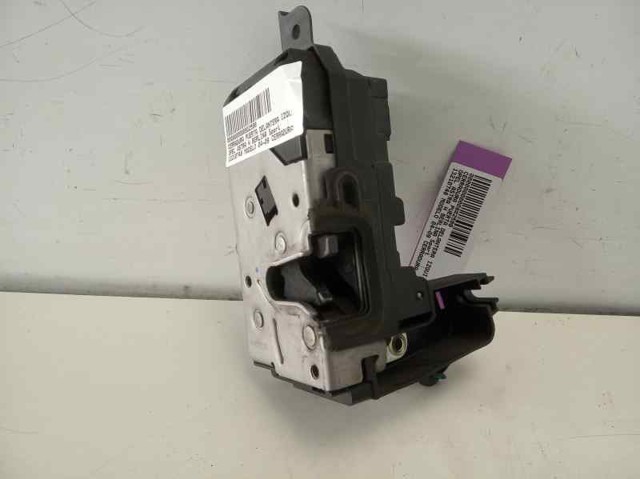 Fecho da porta dianteira esquerda Opel Astra L35