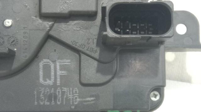 Fecho da porta dianteira esquerda Opel Astra L35