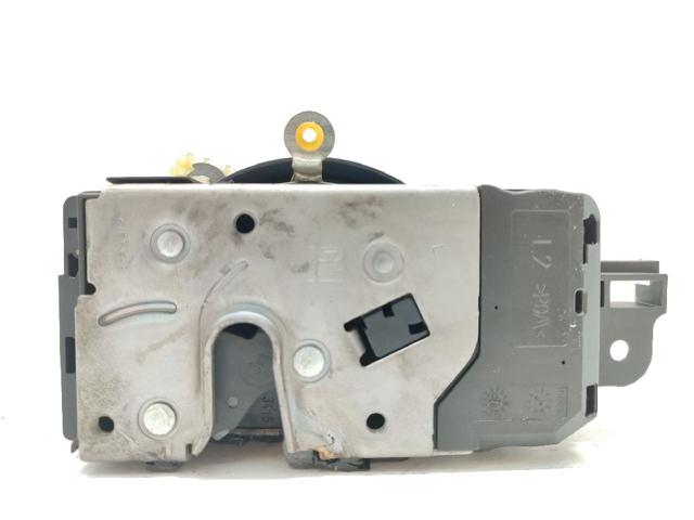Fecho da porta dianteira esquerda Opel Astra L35