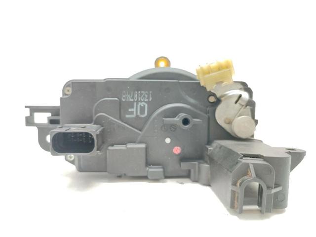 Fecho da porta dianteira esquerda Opel Astra L35