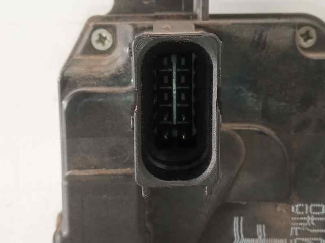 Fecho da porta dianteira esquerda Opel Astra L35