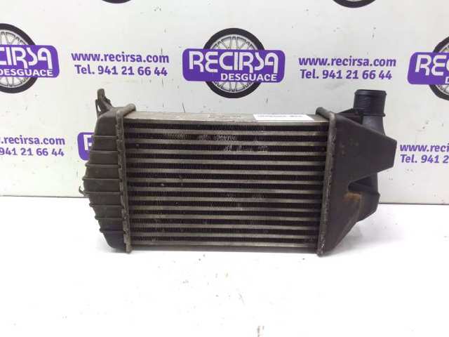 Radiador de intercooler 13213402 OPEL