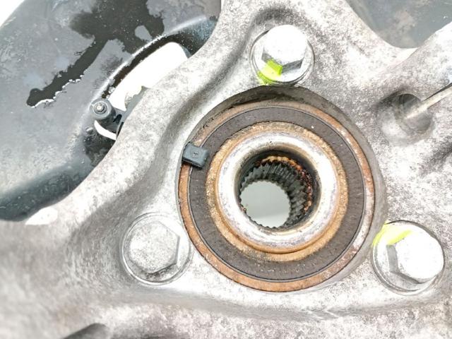 OPEL 13219081 Цапфа (поворотный кулак) передний правый в наличии Кривой Рог