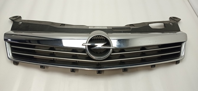 OPEL 13225775 Решетка радиатора в наличии Черкассы