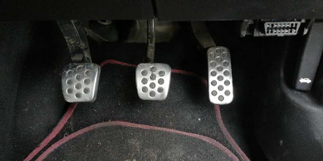 Pedal de gás (de acelerador) 13237356 Opel