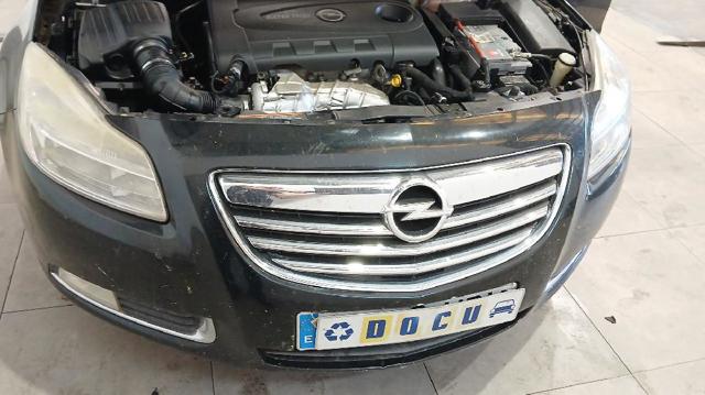 Pára-choque dianteiro 13238286 OPEL