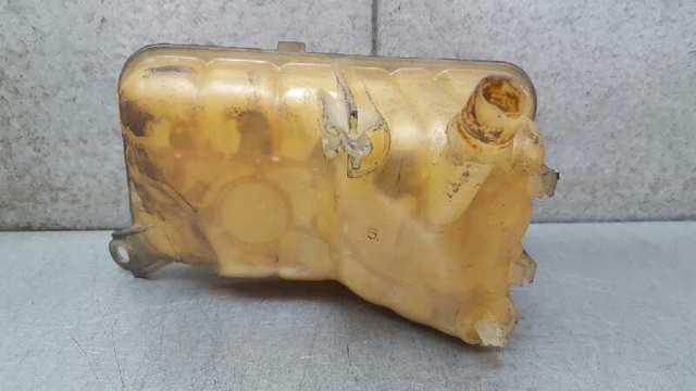 132384 PEUGEOT Бачок системы охлаждения купить в Черновцы
