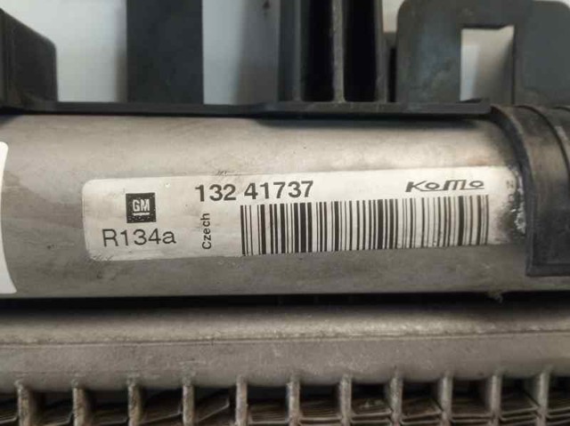 OPEL 13241737 Радиатор кондиционера в наличии Киев