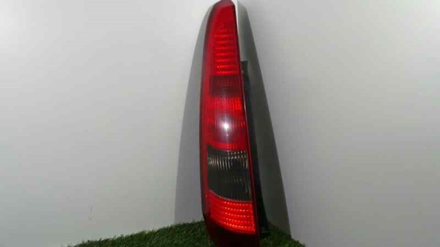 Lanterna traseira esquerda para Ford Fiesta V 1.6 TDCI HHJB 1324578