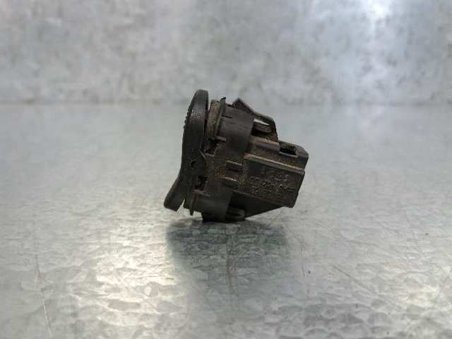 FORD 1324939 Кнопка включения мотора стеклоподъемника задняя в наличии Полтава