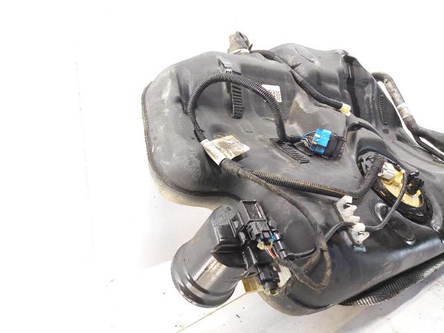 Tanque de combustível Opel Insignia G09