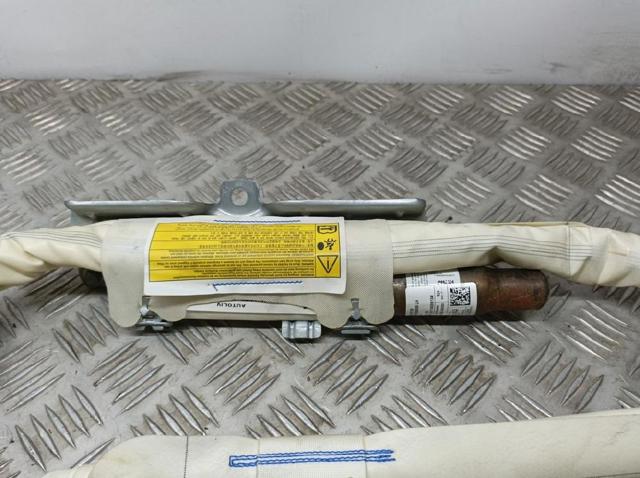 GM 13251651 Шторка боковая, левая в наличии Тернополь