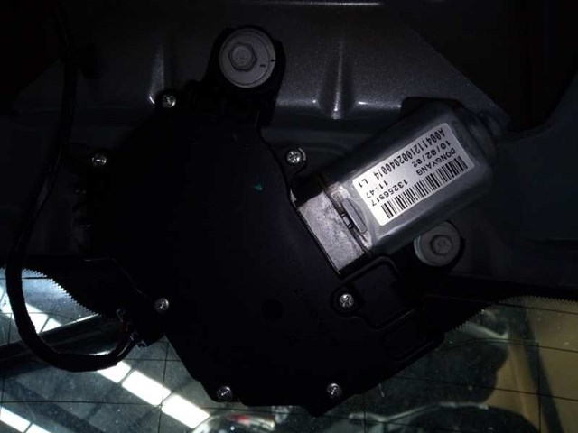 Motor traseiro limpo para opel astra j 1.6 (68) a16xer 13256917