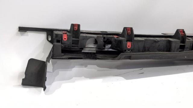OPEL 13264476 Кронштейн бампера переднего в наличии Чернигов