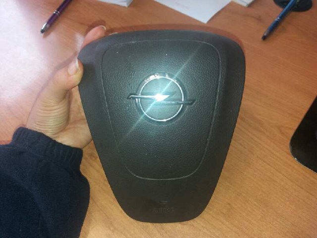 OPEL 13270402 в наличии Киев