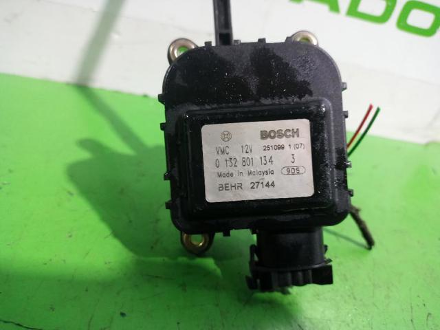 Acionamento de comporta de forno Opel Astra F69