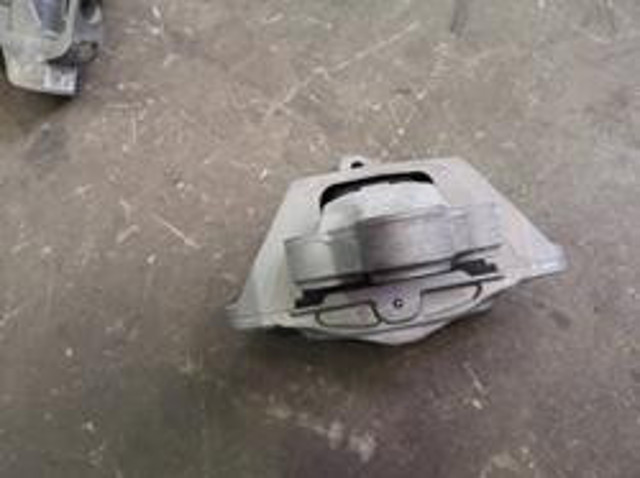 OPEL 13287953 Подушка (опора) двигателя левая в наличии Полтава
