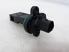 Sensor de fluxo (consumo) de ar, medidor de consumo M.A.F. - (Mass Airflow) 13301682 OPEL