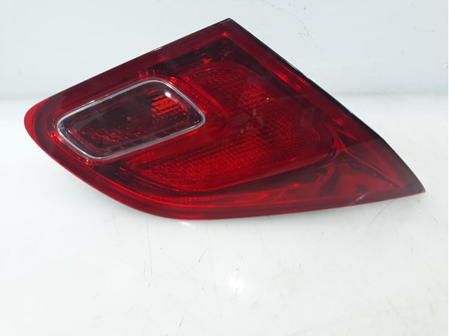 Luz traseira interna esquerda para Opel Astra J 1.7 CDTI (68) A17DTR 13306455