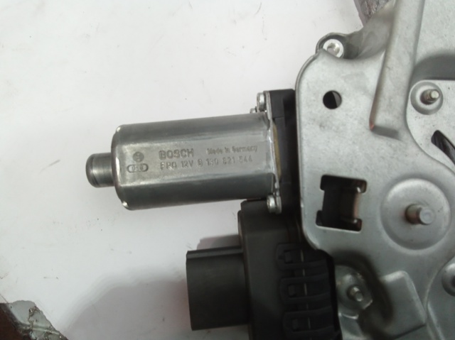 FORD 1331617 Стеклоподъемник передней правой двери в наличии Киев