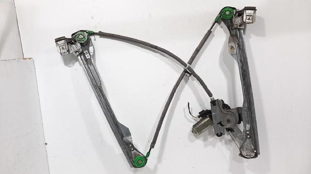 FORD 1331618 Стеклоподъемник передней правой двери в наличии Ирпень