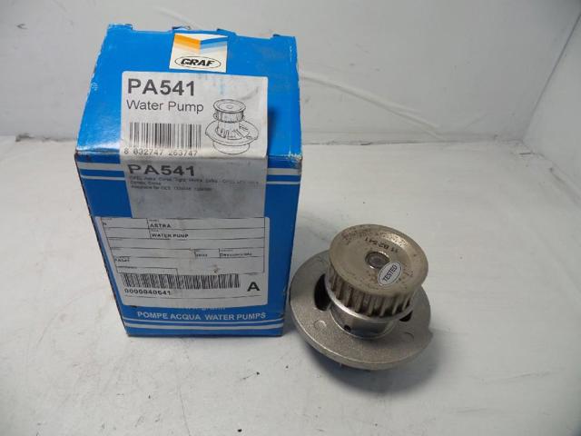 1334066 OPEL Помпа водяная (насос) охлаждения купить в Черкассы