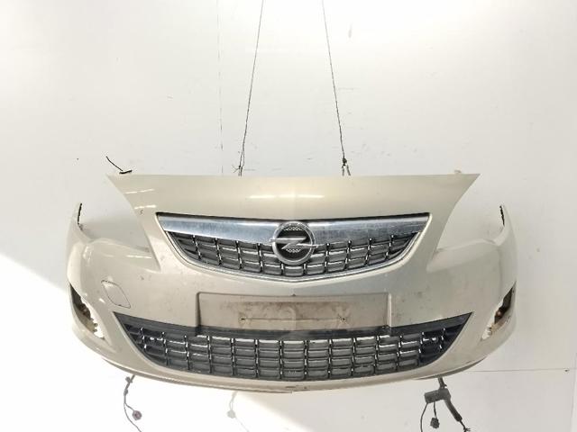 OPEL 13348047 Передний бампер в наличии Сумы