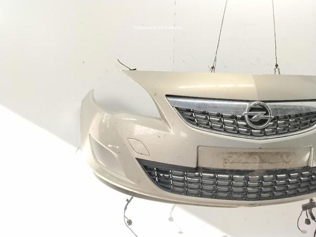OPEL 13348047 Передний бампер в наличии Винница