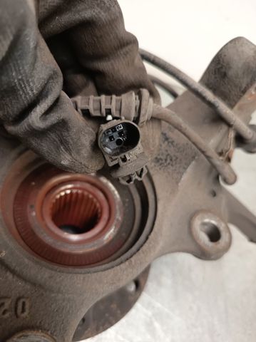 OPEL 13388767 Цапфа передняя левая в наличии Черкассы