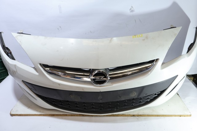 OPEL 13395652 Передний бампер в наличии Винница