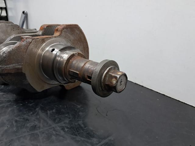 Cambota de motor Toyota Corolla E12