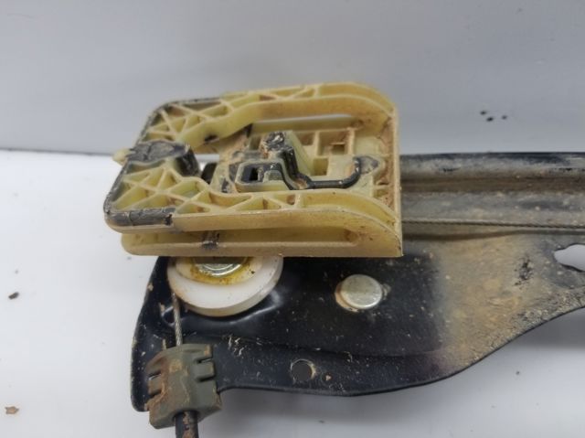 Mecanismo de acionamento de vidro da porta dianteira esquerda Opel Astra