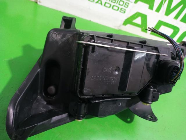 FORD 1343653 Правая фара в наличии Николаев