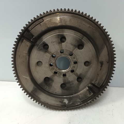 Volante de motor 134500R010 TOYOTA