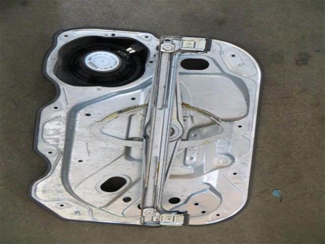 FORD 1347885 Мотор стеклоподъемника двери передней левой в наличии Львов