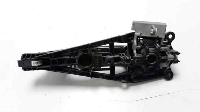 GM 13505889 Держатель наружной ручки двери задней правой в наличии Чернигов