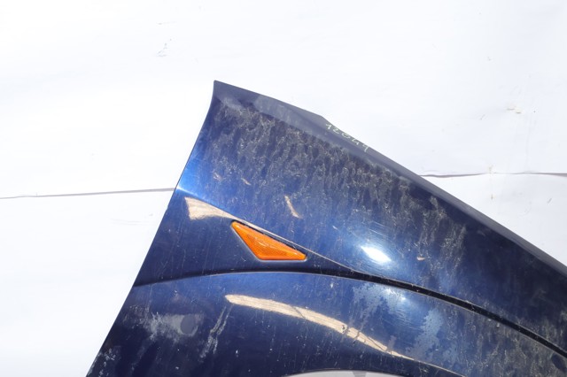 FORD 1350731 Крыло переднее правое в наличии Житомир