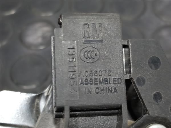 OPEL 13511954 Замок багажника в наличии Киев