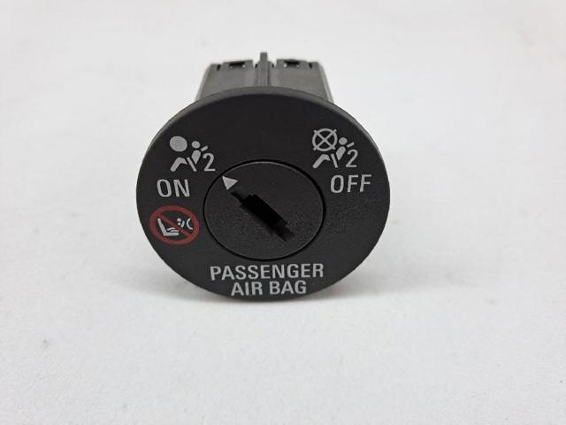 OPEL 13524006 Кнопка отключения подушек безопасности AIRBAG в наличии Одесса