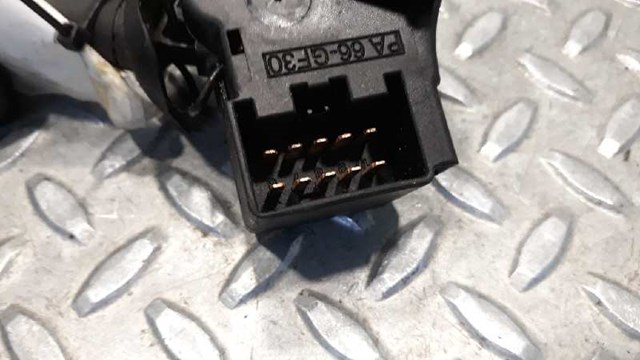 FORD 1357437 Правый подрулевой переключатель в наличии Житомир