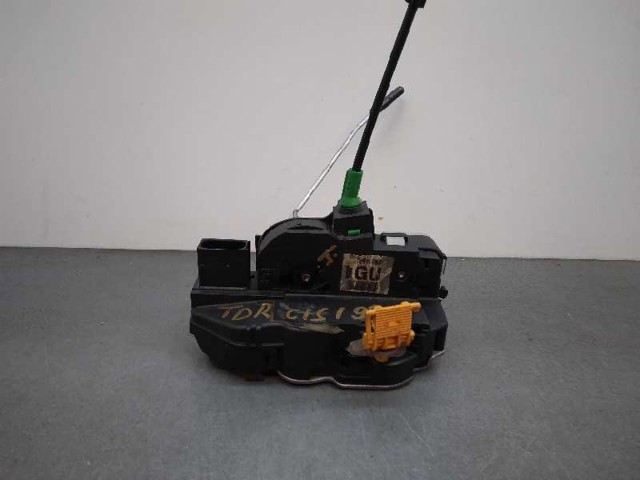 OPEL 13579565 в наличии Киев