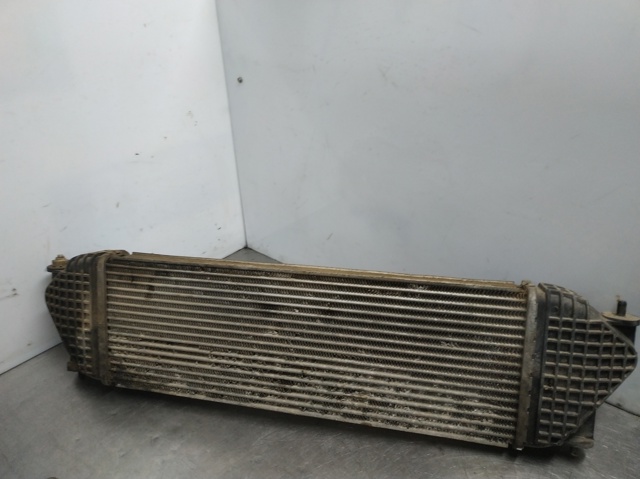 Radiador de intercooler 1362067J00 SUZUKI