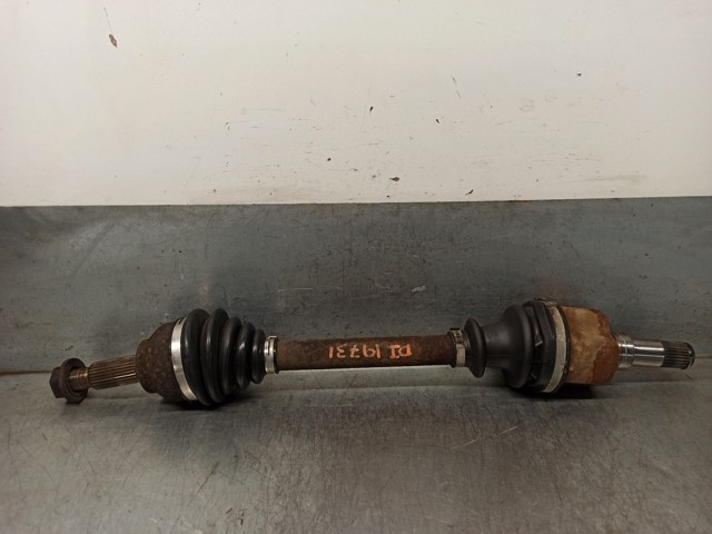 FORD 1363792 Полуось (привод) передняя левая в наличии Запорожье