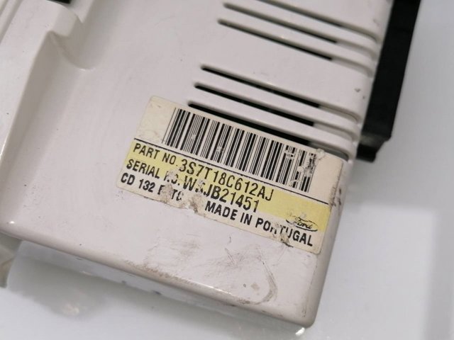 FORD 1365749 Осушитель кондиционера в наличии Днепр