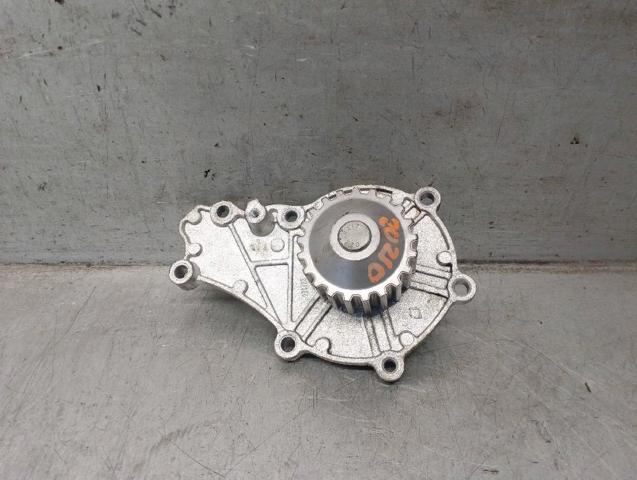 FORD 1366614 Помпа водяная (насос) охлаждения в наличии Полтава