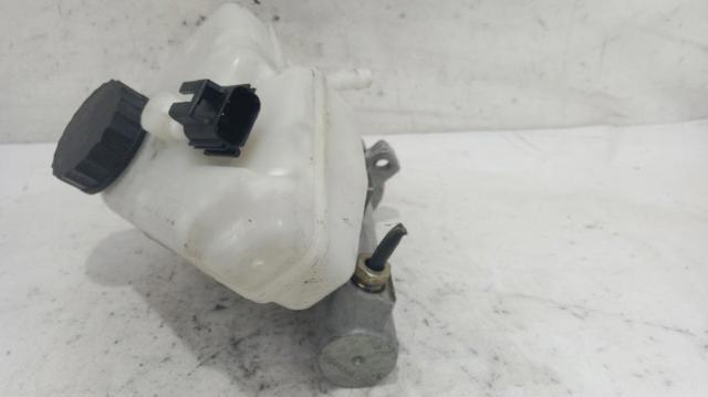FORD 1369797 Цилиндр тормозной главный в наличии Винница