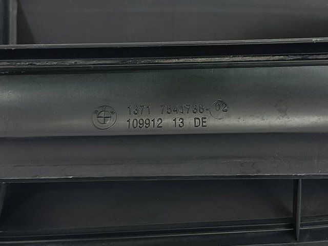 BMW 13717541738 Воздухозаборник воздушного фильтра в наличии Винница