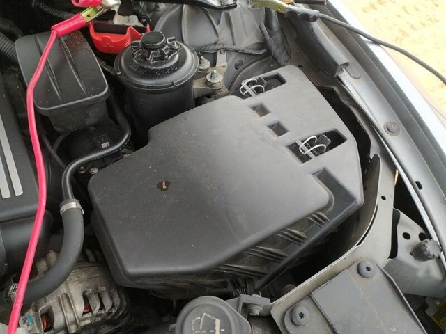 13717577778 BMW Корпус воздушного фильтра купить в Ирпень