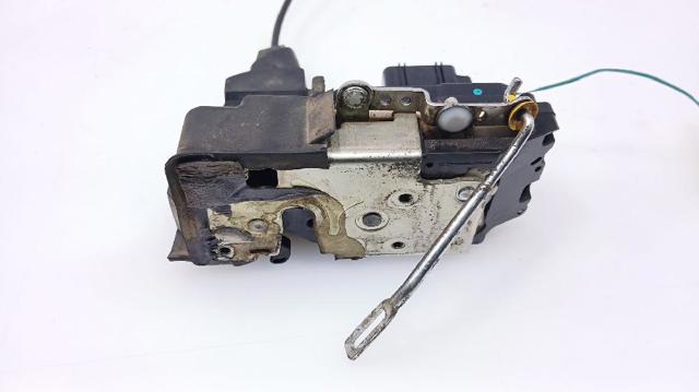 FORD 1372483 Замок двери задней правой в наличии Черновцы